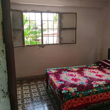 Casa de dos plantas en venta - 7/10