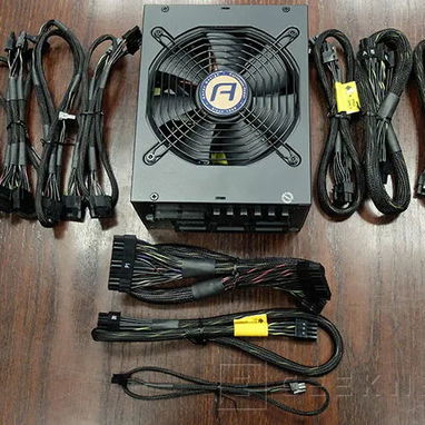 Antec HPC 1000w Platinum (Es de uso casi nueva) - 5/5