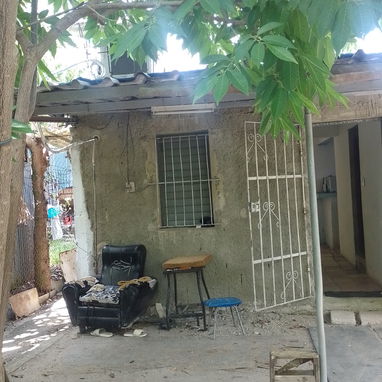 Se vende una propiedad con un departamento con 50metros d largo y 10 d ancho - 9/9
