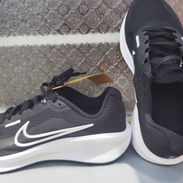 Nike Running #42.5 27cm nuevos originales nada de G5 escribir al WhatsApp 53000432 - Img 57242847