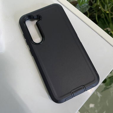 Forro negro de 3 piezas con alta protección anticaidas (militar)para iPhone y Samsung gama alta. - Img 88928732