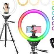 Sensyne Anillo de luz RGB de 10 pulgadas con trípode extensible de 50 pulgadas $64.30 - Img 56738840