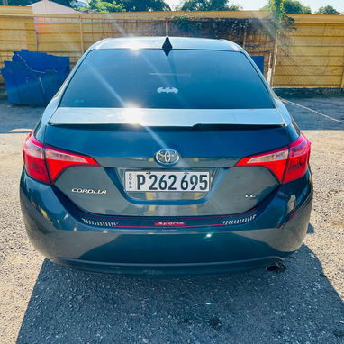 Vendo o negocio toyota corolla del 2017 - Img 105694438