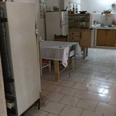 Casa en venta en el municipio Plaza con dos cuartos - 4/7