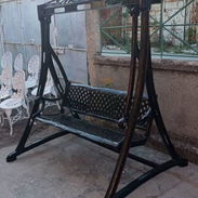 Columpio de 3 plazas esmaltado en negro $300 usd - Img 53125685