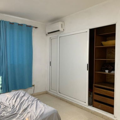 Se alquila casa en Playa – 3 cuartos, 2 baños, garaje – $800 mensual - 10/10