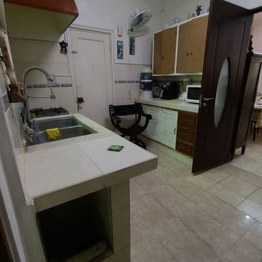 Apto de 3 habitaciones en el vedado con garaje. - Img 121685089