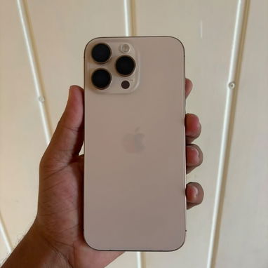 iPhone 16 Pro Max, 256 GB, trabajo eSIM hecho, 91 %. Impecable - 3/4