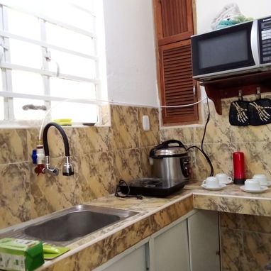 Rento apartamento por tiempo indefinido de dos cuartos,excelente confort todo nuevo, en playa calle 68 y 21 - Img 116796315