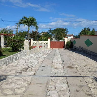 Casa de Renta en Guanabo - 3/9