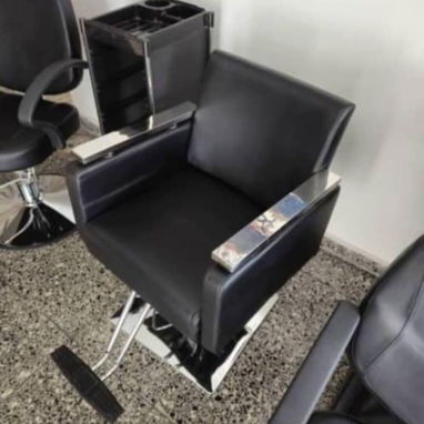 Sillón de peluquería profesional - Img 126156823
