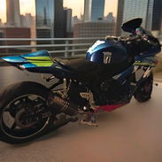 Blue 2007 Suzuki Gsxr 750 With 29,000 Miles. Nothing Wrong With Bike Runs Great - Img 58292236