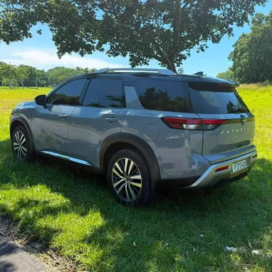 Nissan Pathfinder Disponible para su alquiler - Img 127266883