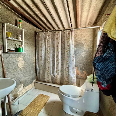 APARTAMENTO EN INTERIOR DE 2 PLANTAS CON PATIO DE TIERRA EN ARROYO NARANJO POR 12000! CERCA DE LA PALMA - 3/5