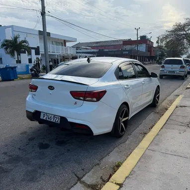 Vendo o negocio Kia Río 2019 es mejor de Cuba - Img 116194285