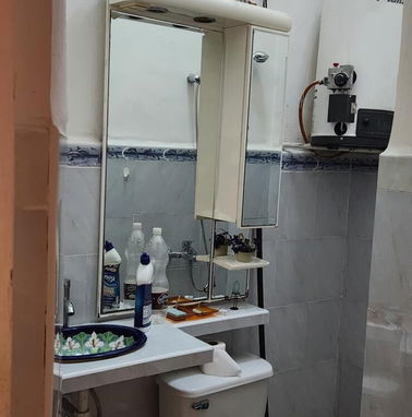 Vendo apto 3/4, planta baja biplanta, garaje, Vedado, 23 y 18, Luis 63987221 - Img 98183397