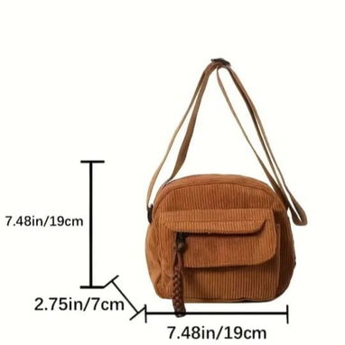 Variedad de carteras y bandoleras - Img 124889564