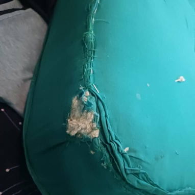 Colchón personal muy cómodo, único detalle la esquina del forro - Img 121633480