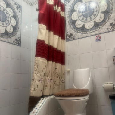 Apartamento en renta ,Ubicado en el Vedado cerca del hotel Habana Libre , zona muy céntrica, +53 52463651 ,Y - Img 110019854
