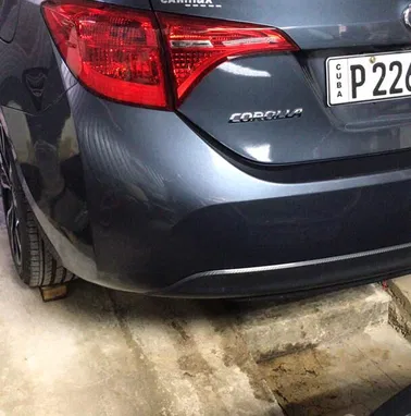Vendo o negocio Toyota Corolla del 2019 importado 29 mil kilómetros - Img 69475207