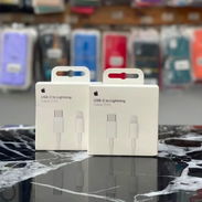 Audífonos de cable Lightning (100% Originales) Comprados en Apple - Img 56718899