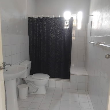 Renta de casa en guanabo - Img 116370496