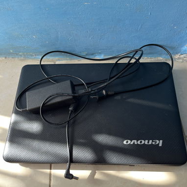 Laptop Lenovo - Img 127983341