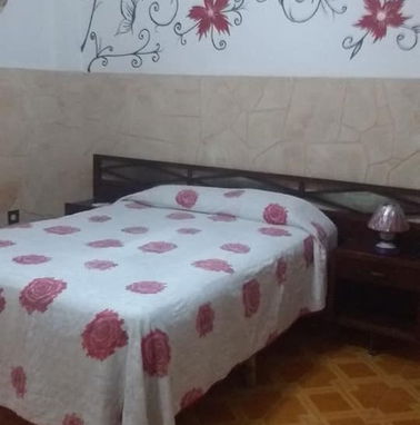 SE RENTA CASA DE 4 HABITACIONES A 5 CUADRAS DE LA PLAYA DE GUANABO. CON PISCINA.58274462 - Img 63860822