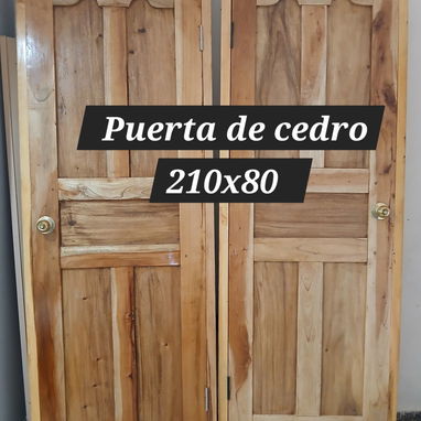 Puerta de cedro. - 2/2