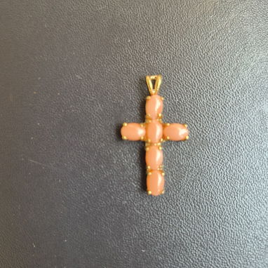 Crucifijo de Coral. - 9/10