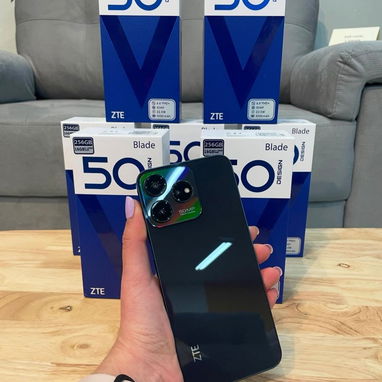 ZTE V50 - Img 121182218