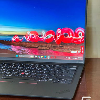 Thinkpad X1 Carbon Gen 13 2025 Aura Edition - 2/4