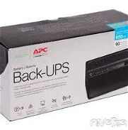 Backup APC de 850VA con 2 puertos usb, 9 tomas y batería incluida.Nuevo sellado. - Img 45995497