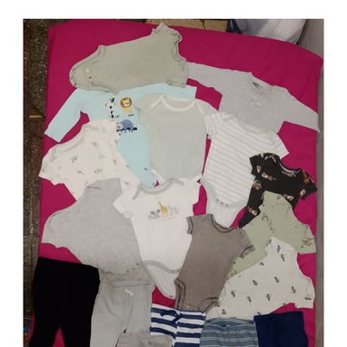 Ropitas para bebes, silla mesedora y extractor de leche - 7/10