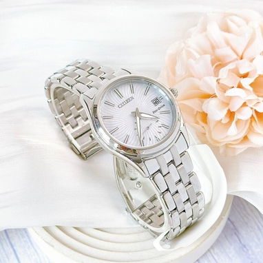 CITIZEN ECODRIVE CORSO (EV1030-57D) DE MUJER CON ESFERA DE NACAR , 36MM EN ACERO INOXIDABLE , NUEVO A ESTRENAR 58049738 - Img 120969243