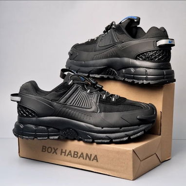 Nike Zoom Vomero Roam #40 Precio 60 usd VEDADO - 2/3