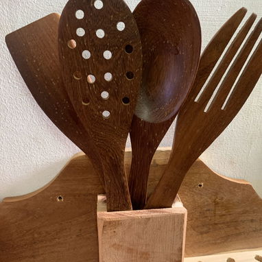 Artículos de madera tabla de picar, Tostonera, juegos de cubiertos, cepillera y colgadores - Img 123843771