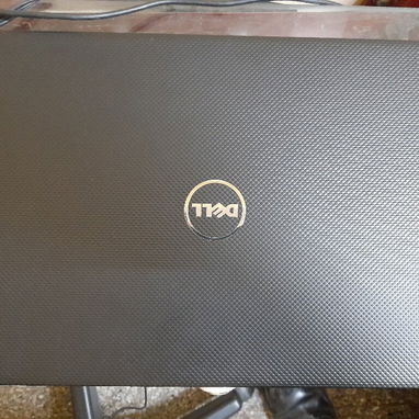 Laptop DELL Inspirion !5% pulgadas - 3/6