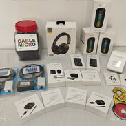 Accesorios para teléfonos por cantidad marca 1 Hora ( cables, Audífonos, Cargadores y más ) - Img 55127837
