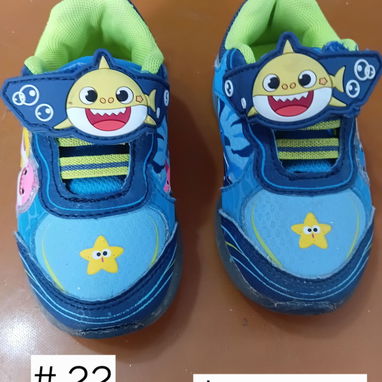 Zapatos de niños - Img 125828167