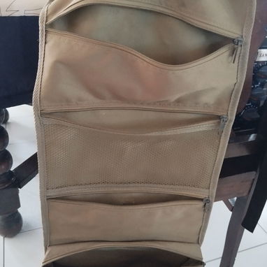 Riñonera de buena calidad y durabilidad, poco uso en buen estado. Varía su precio por tamaño y confección. - 8/8