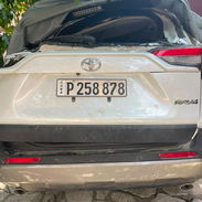 TOYOTA RAV4 2024EL FRENTE ESTÁ COMPLETO GUARDADO Y EL CAPÓ CON MOTOR AL 100% - Img 56568895