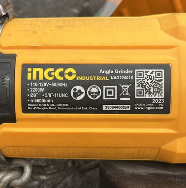 Pulidora angular INGCO 9"-230MM de 2200W - INDUSTRIAL - NUEVO - - Img 94665143