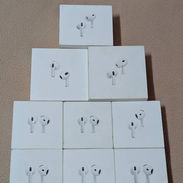 Airpods originales, todos nuevos y Sellados a estrenar Airpods serie 3, serie 4, Pro 2da generación, pro 3ra generación - Img 57905688