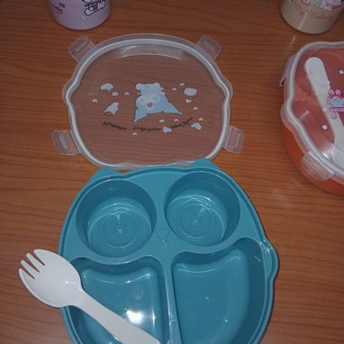 LONCHERA INFANTIL CON COMPATIMENTOS +BOTELLA CON SORBETE:6USD* - Img 125843503