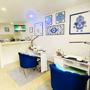 Salón de manicura|Perfumes árabes originales|Skincare Revuele - Img 56618381
