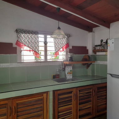 Casa independiente+ propiedad adicional en Playa Santa fé - Img 123887386