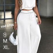 Conjunto de pantaloneta y blusa corta blanca talla M - Img 56068543
