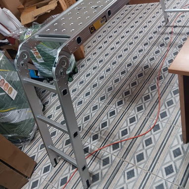 Escalera de Aluminio 3.7m 3 Configuraciones Base 2402001 VPT#-0523 - Img 122774648
