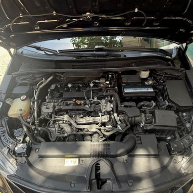 Vendo o negocio x menor y vuelto.Toyota Corolla SE 2021 Modelo Nightshade Es el que viene negro completo.53876152 - Img 127769726
